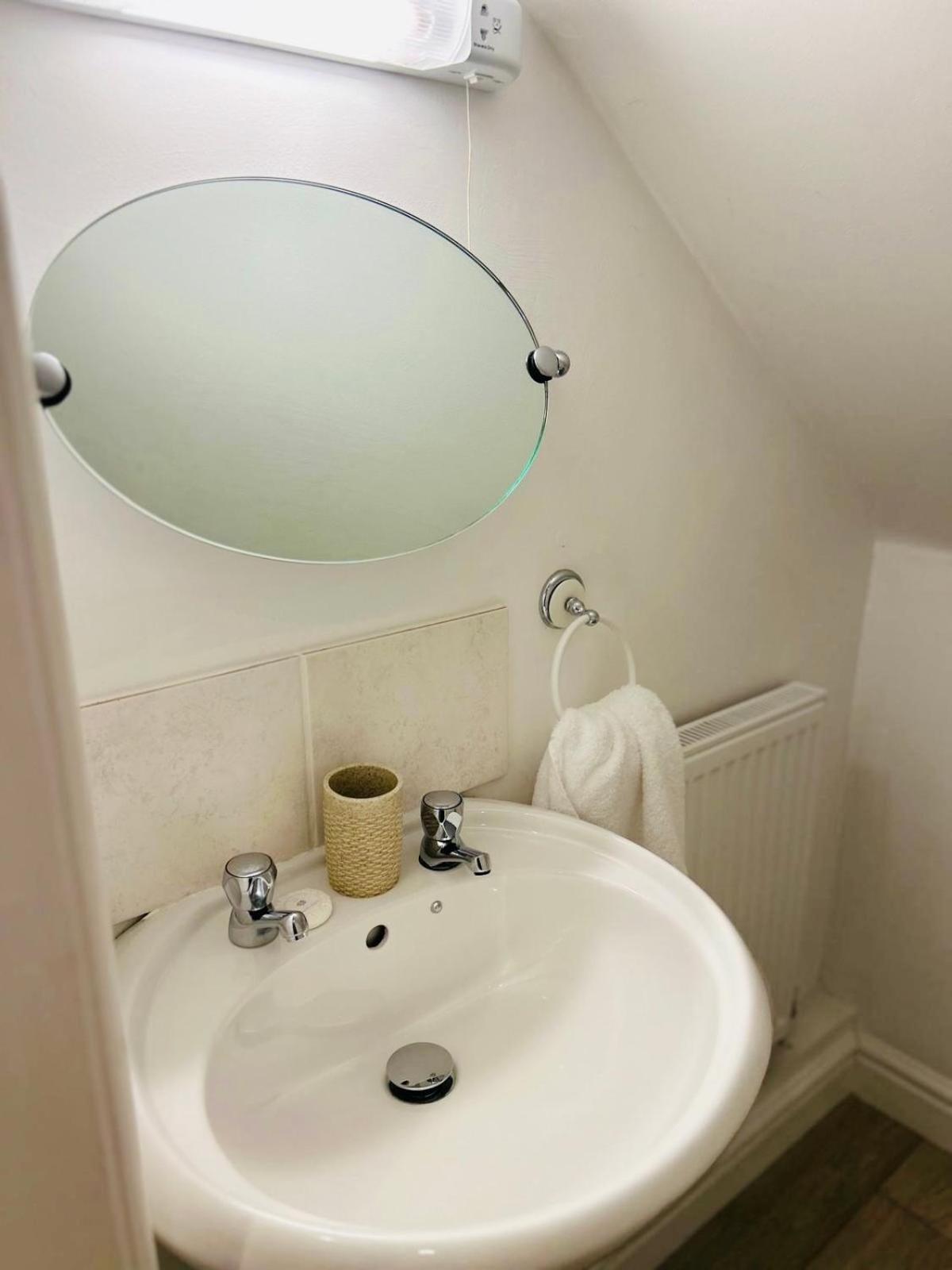 Y Bwthyn Appartement Bangor  Buitenkant foto