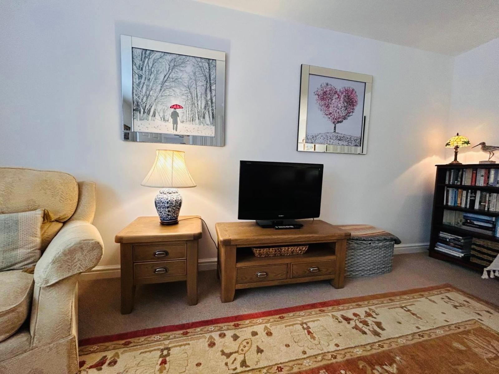 Y Bwthyn Appartement Bangor  Buitenkant foto