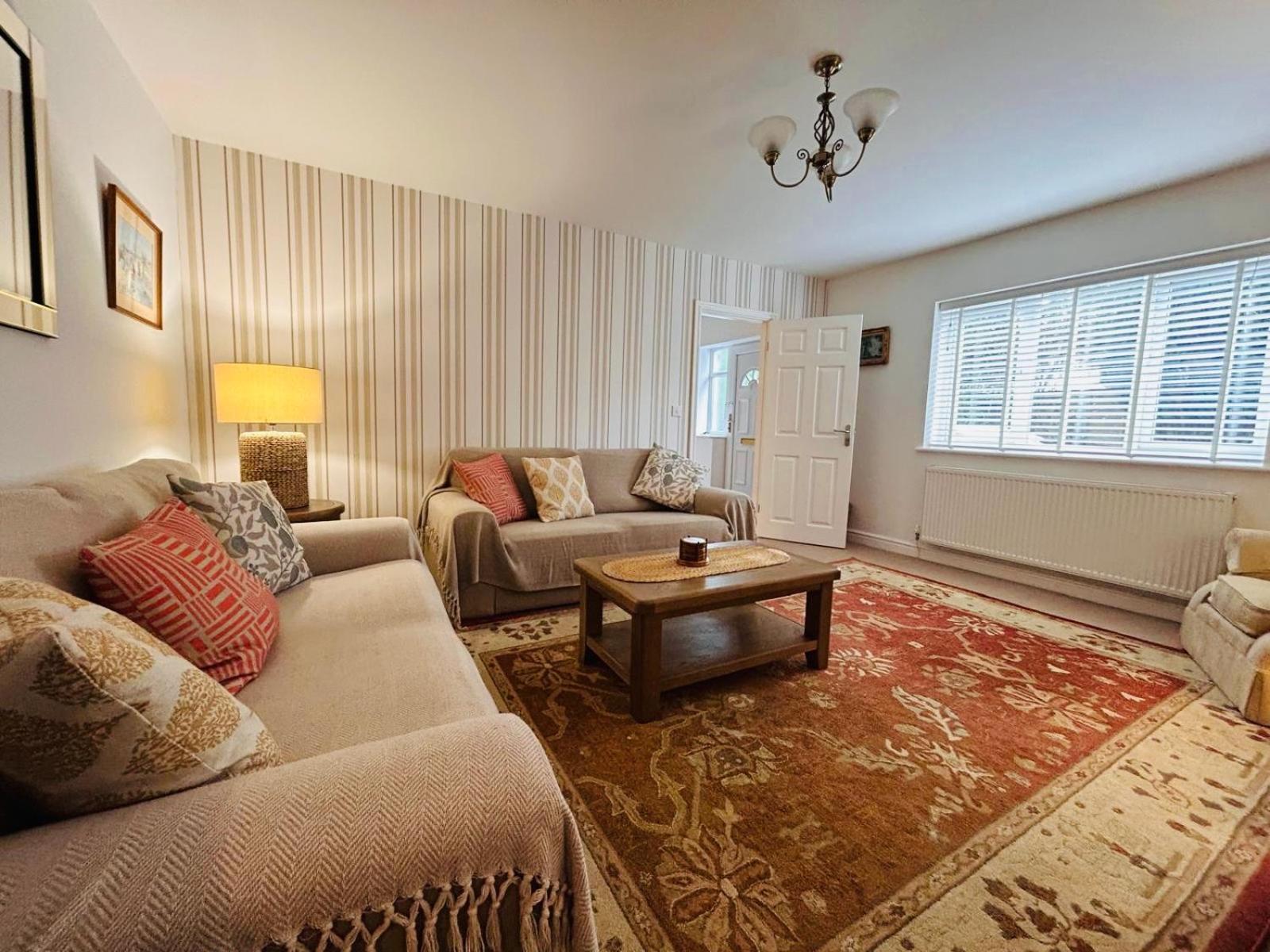 Y Bwthyn Appartement Bangor  Buitenkant foto
