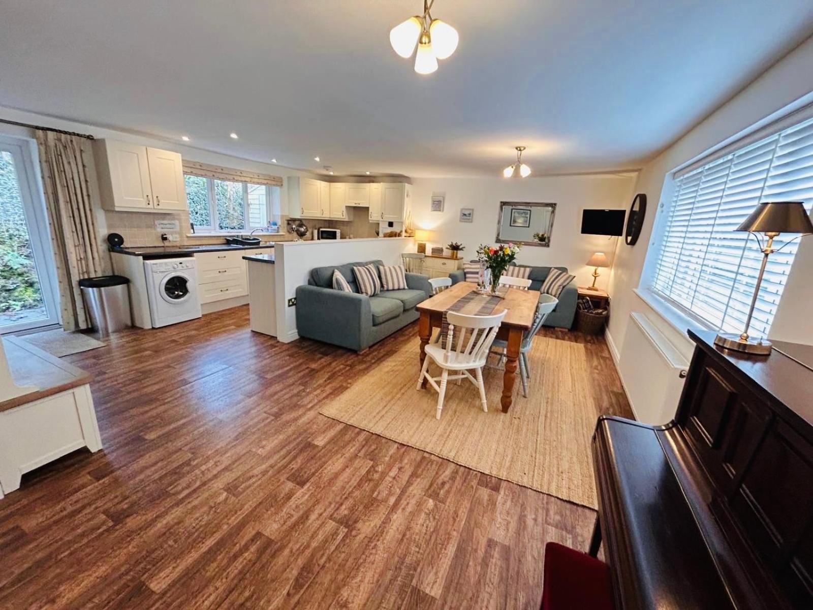 Y Bwthyn Appartement Bangor  Buitenkant foto