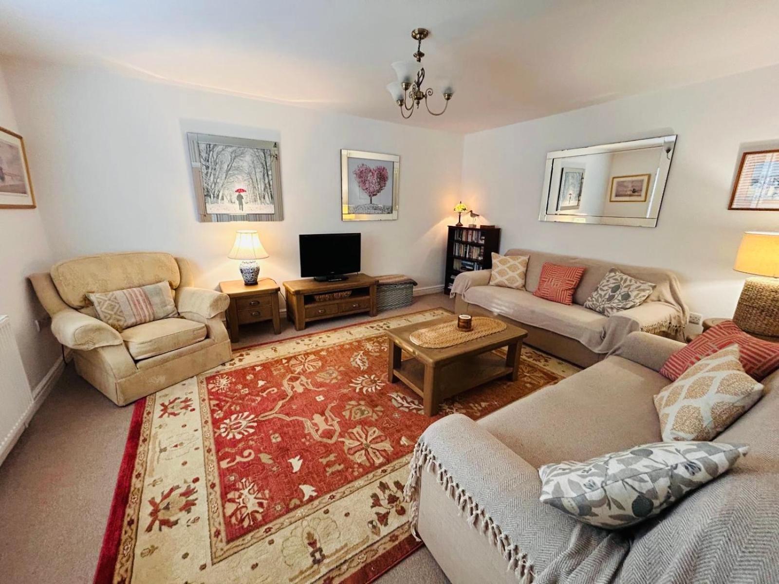Y Bwthyn Appartement Bangor  Buitenkant foto